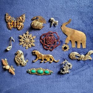 Vintage to Modern Gold and Silver Tone Animal Brooch/Pin Lot, Set of 13